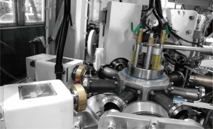 TRIPLE CURLING STATIONS